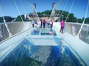 zhangjiajie-glass-bridge